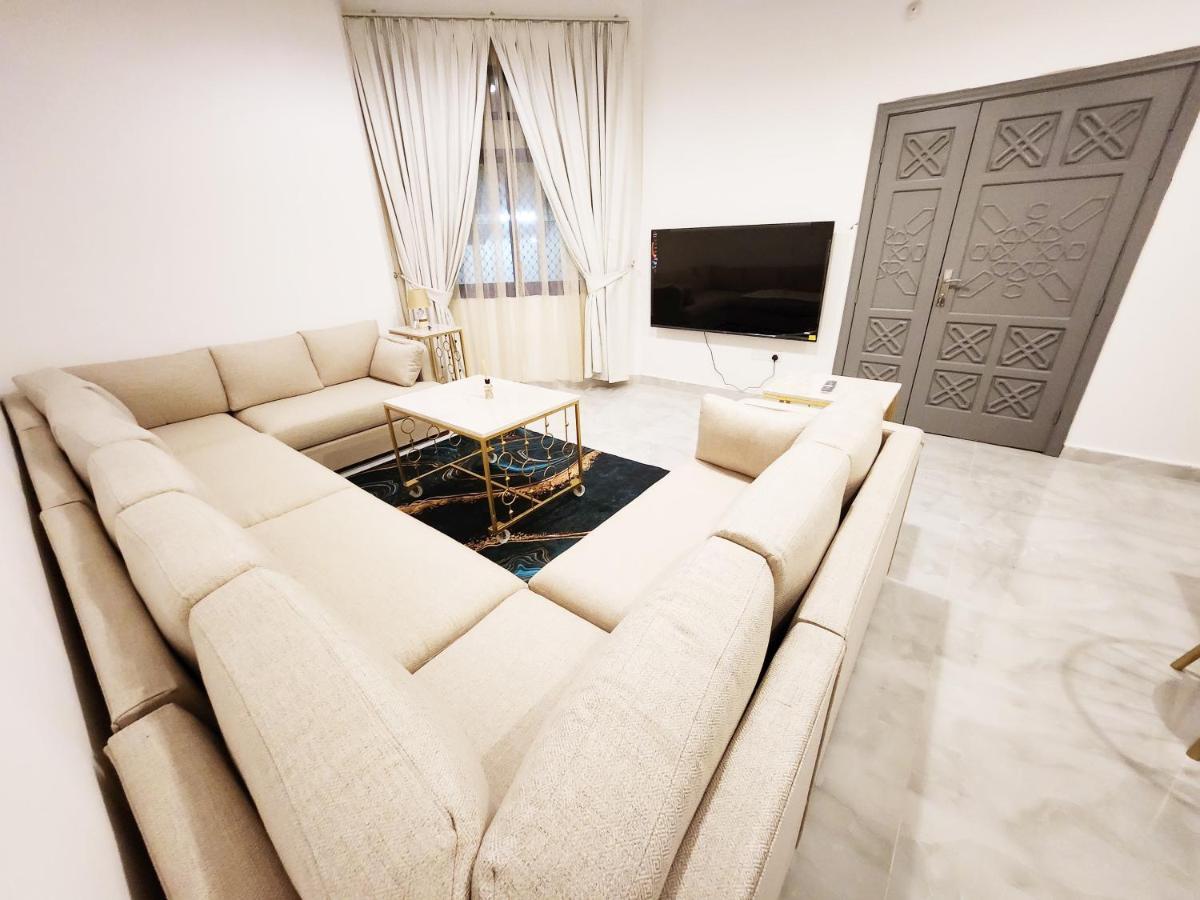 Moods Holiday Homes Al Ain Exteriör bild
