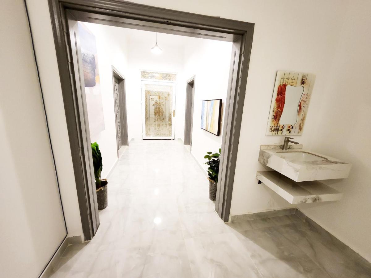 Moods Holiday Homes Al Ain Exteriör bild