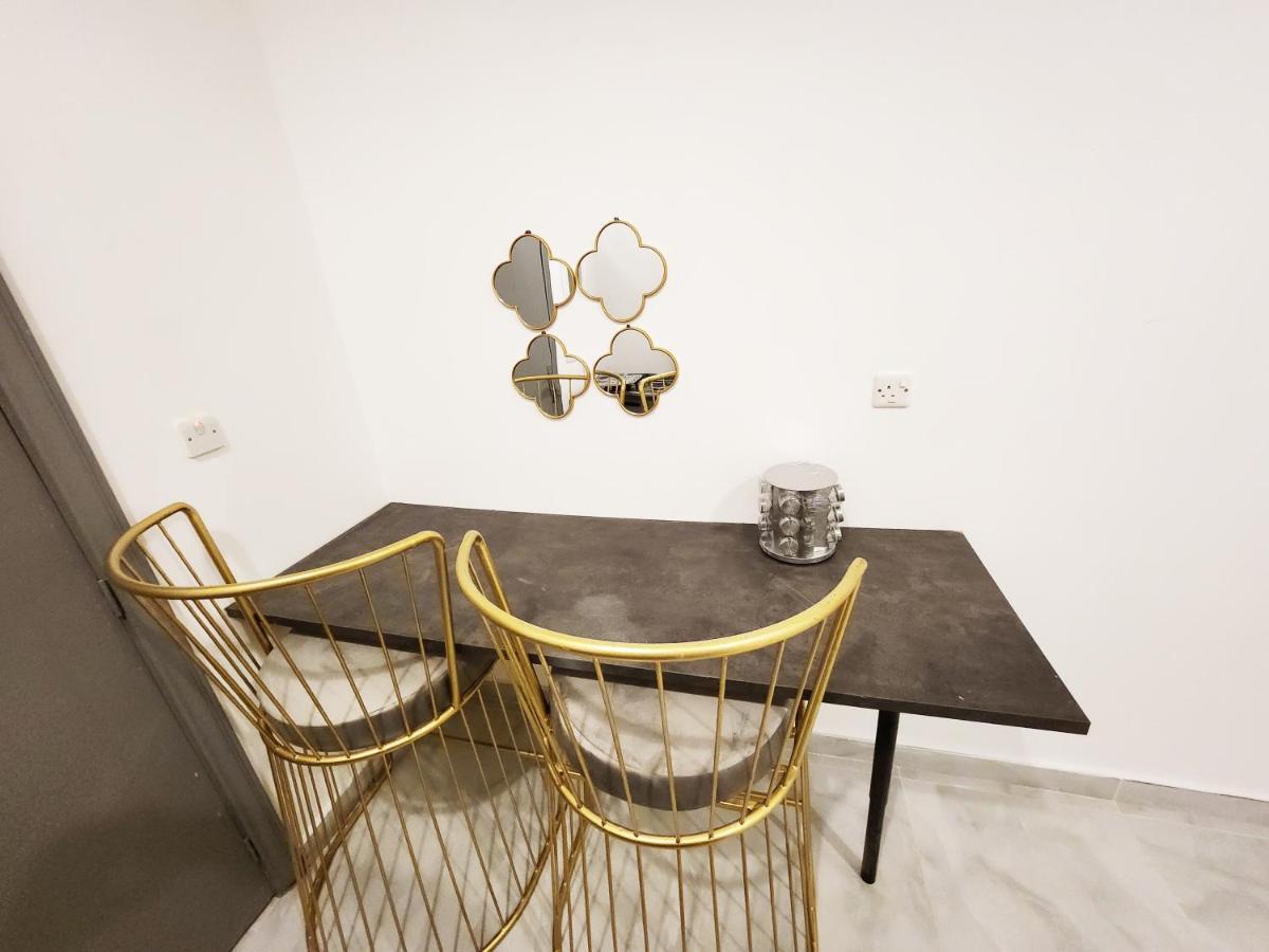 Moods Holiday Homes Al Ain Exteriör bild