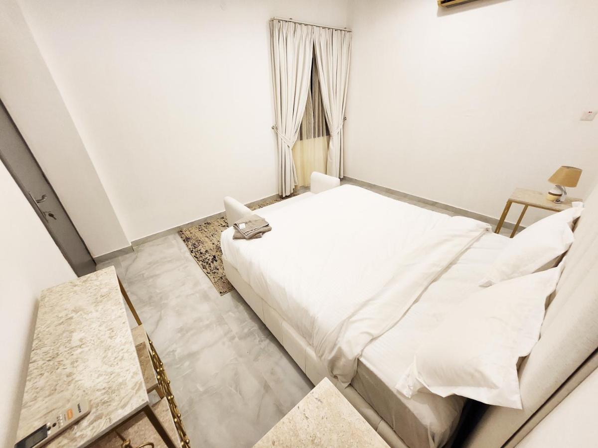Moods Holiday Homes Al Ain Exteriör bild
