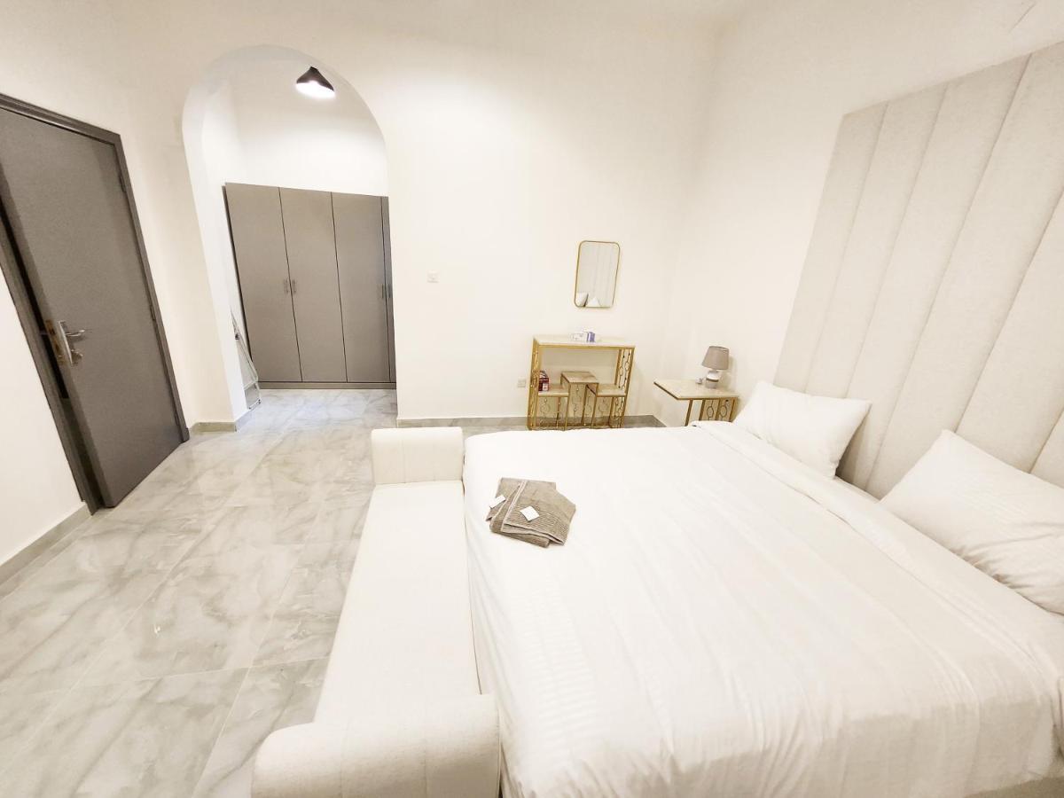 Moods Holiday Homes Al Ain Exteriör bild