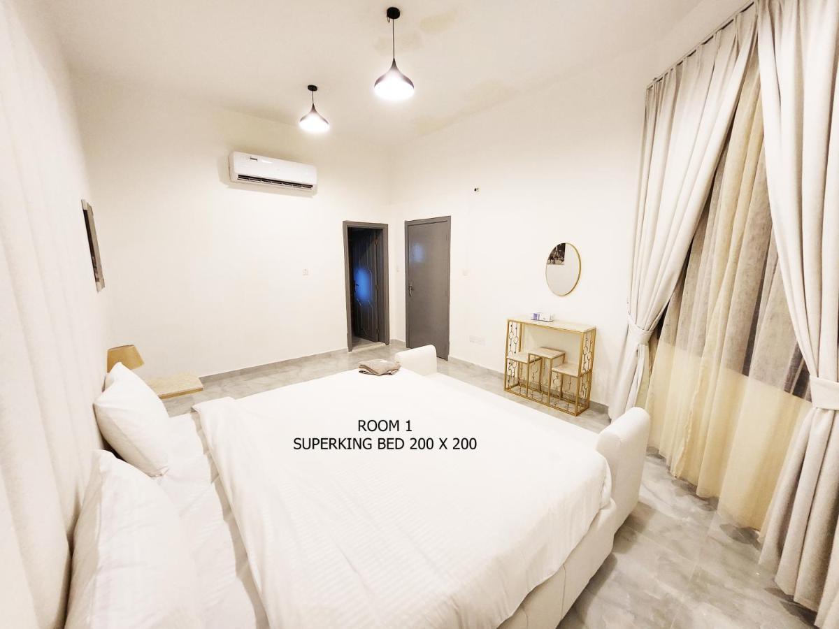 Moods Holiday Homes Al Ain Exteriör bild