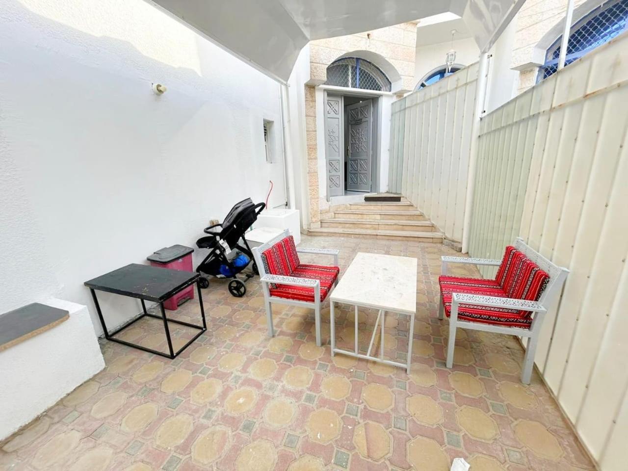 Moods Holiday Homes Al Ain Exteriör bild