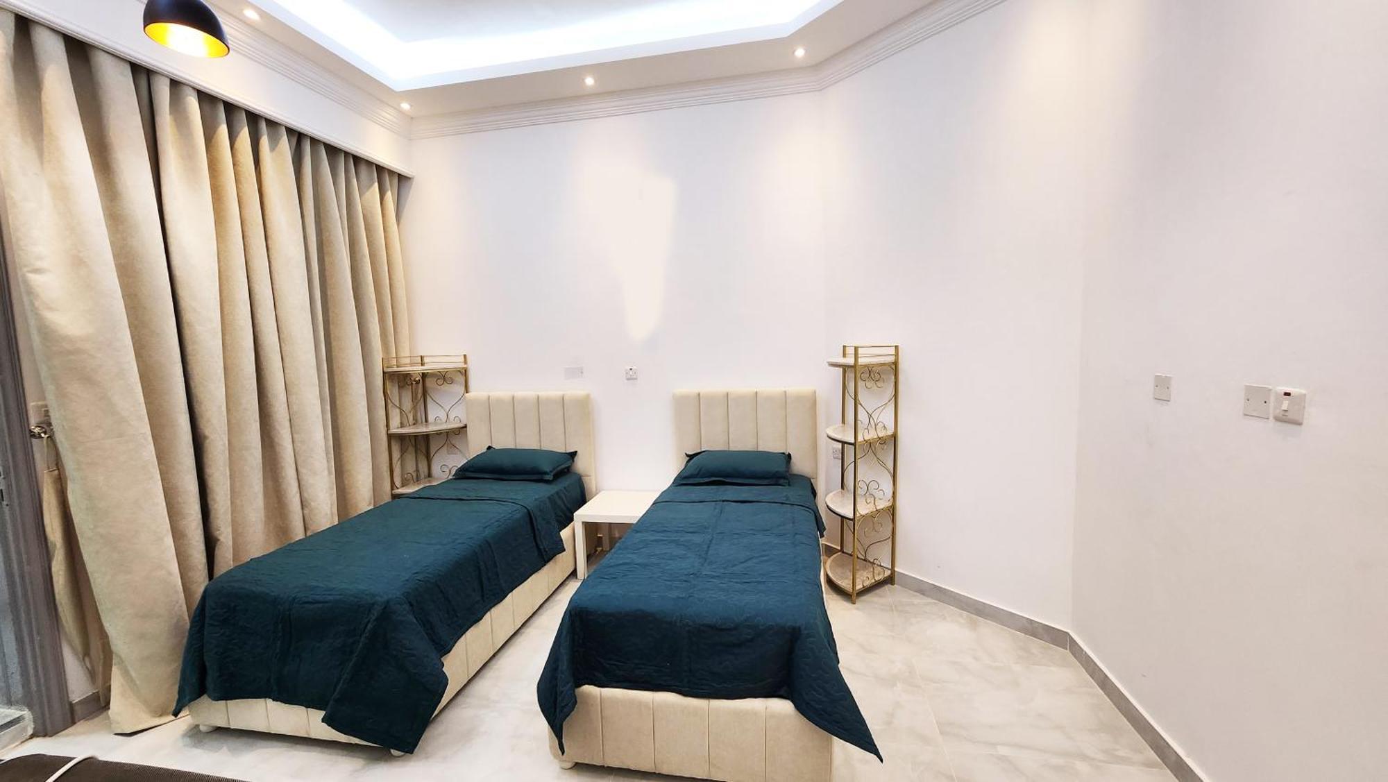 Moods Holiday Homes Al Ain Exteriör bild